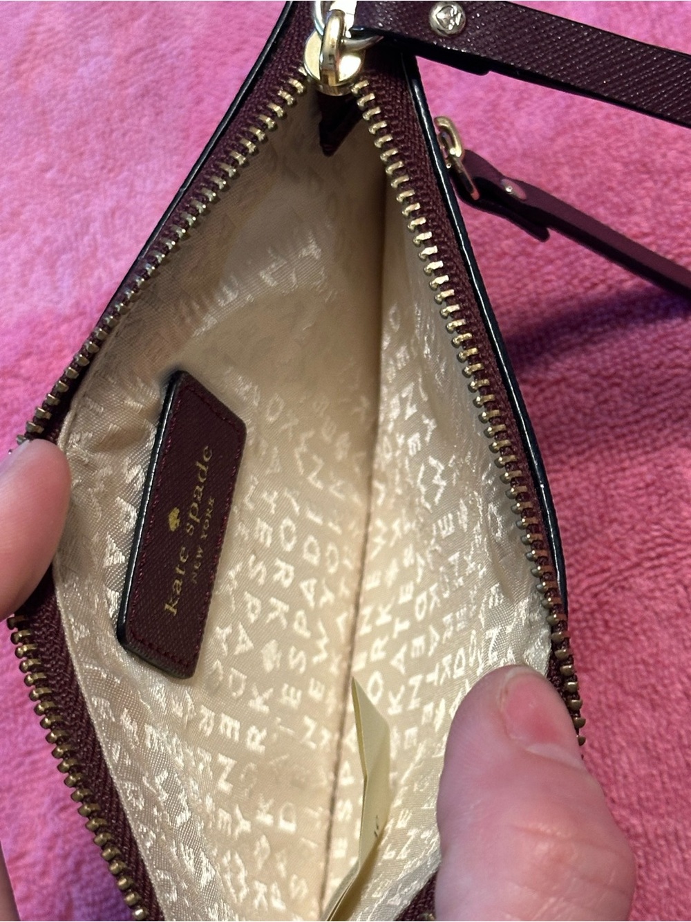 Kate Spade Wristlet - Picture 11 of 11